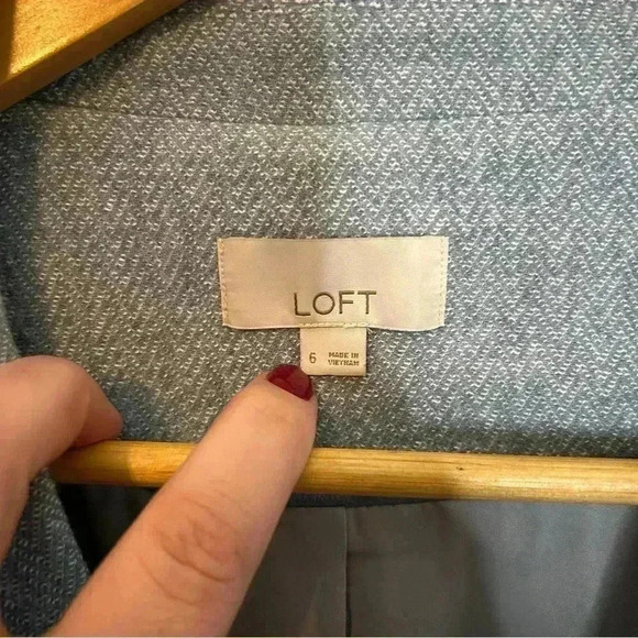 LOFT Herringbone Heathered Blue Blazer with Elbow Patches Size 6 - Picture 2 of 5